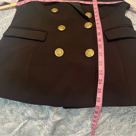 ✨ Nautical Luxe Varsity Blazer – Black & White with Gold Buttons ✨ - Picture 12 of 15